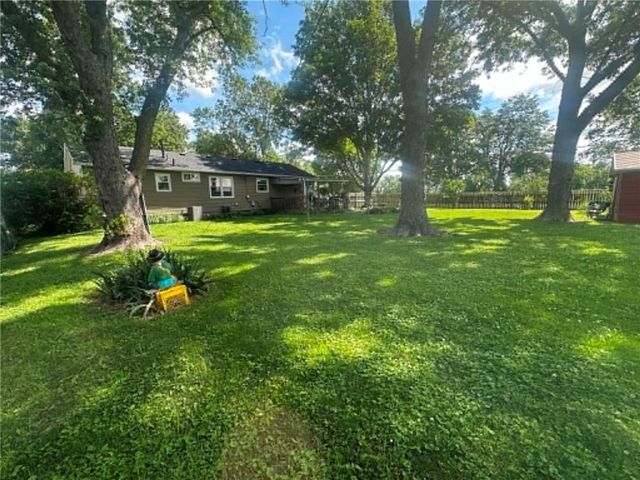 101 Crest Drive, Excelsior Springs, MO 64024