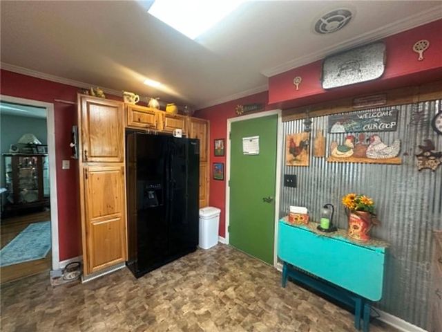 101 Crest Drive, Excelsior Springs, MO 64024