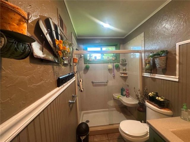 101 Crest Drive, Excelsior Springs, MO 64024