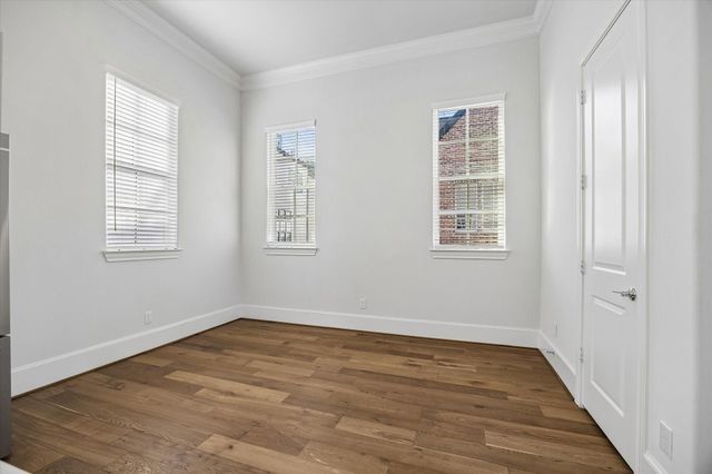 9663 Kings Cross Station, Houston, TX 77045