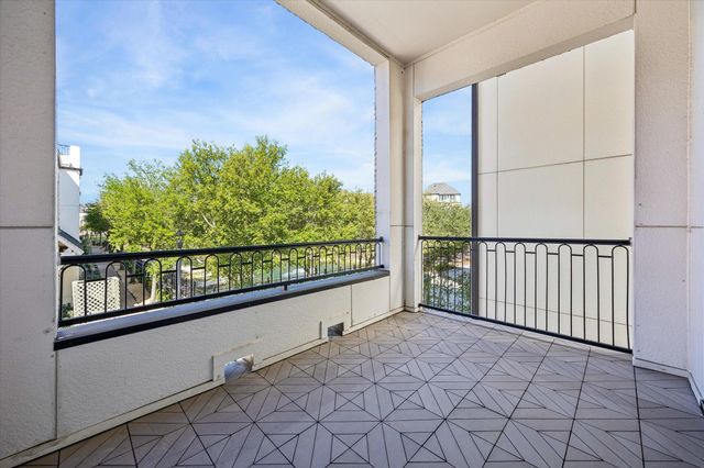 9663 Kings Cross Station, Houston, TX 77045