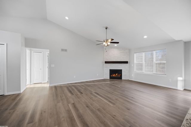 45215 Fairchild Road, Macomb, MI 48042