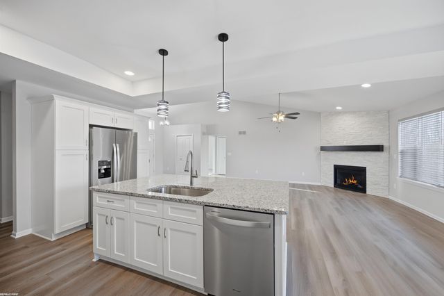 45215 Fairchild Road, Macomb, MI 48042