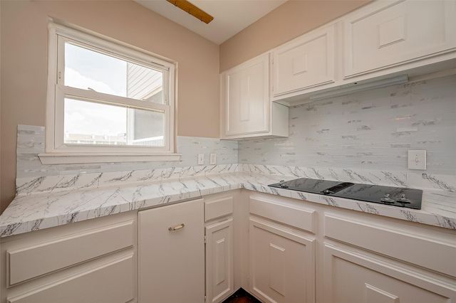 10 Mariner Village Drive, Pasadena, TX 77586
