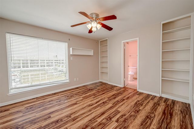 10 Mariner Village Drive, Pasadena, TX 77586