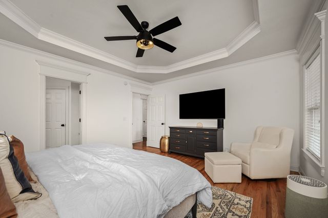 1921 Walking Dr, Murfreesboro, TN 37130