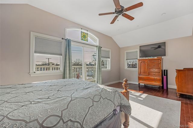 24 North Boulevard, East Rockaway, NY 11518