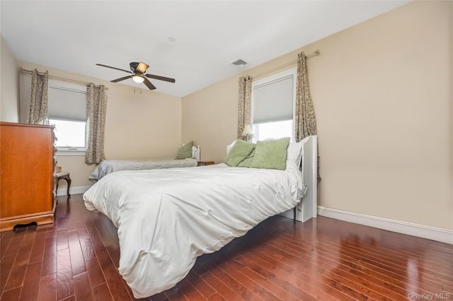 24 North Boulevard, East Rockaway, NY 11518