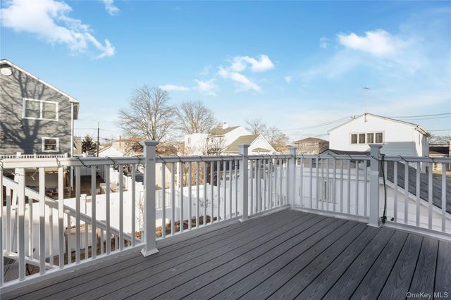 24 North Boulevard, East Rockaway, NY 11518