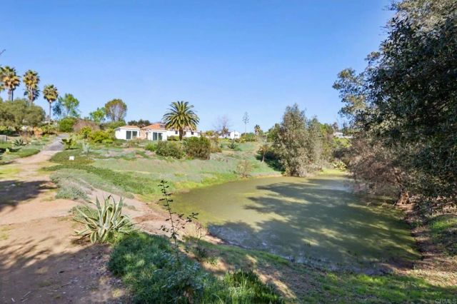 1761 Winterwarm Drive, Fallbrook, CA 92028