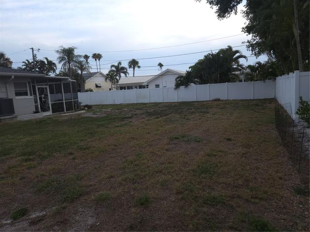 106 15TH STREET, Belleair Beach, FL 33786