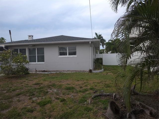 106 15TH STREET, Belleair Beach, FL 33786