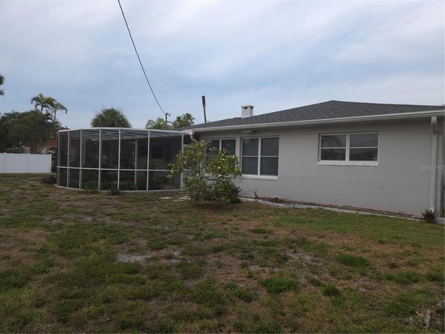 106 15TH STREET, Belleair Beach, FL 33786