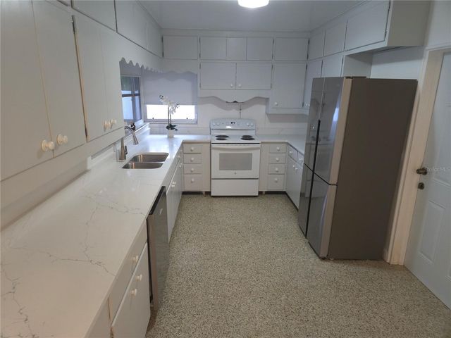 106 15TH STREET, Belleair Beach, FL 33786