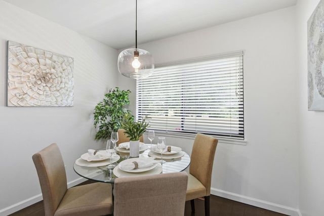 2315 Sharon Road, Menlo Park, CA 94025