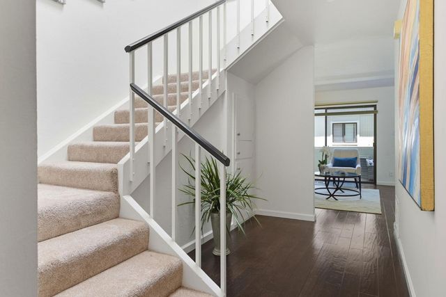 2315 Sharon Road, Menlo Park, CA 94025