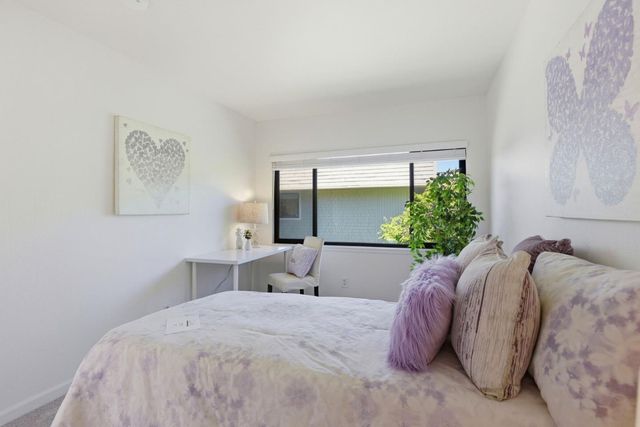 2315 Sharon Road, Menlo Park, CA 94025