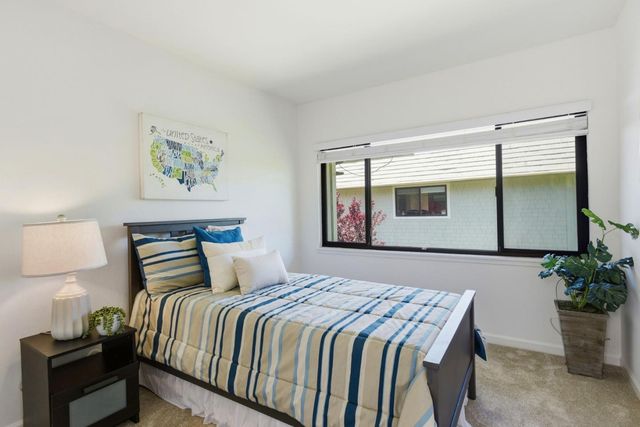 2315 Sharon Road, Menlo Park, CA 94025