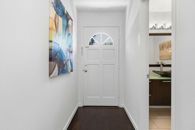 2315 Sharon Road, Menlo Park, CA 94025