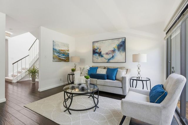 2315 Sharon Road, Menlo Park, CA 94025