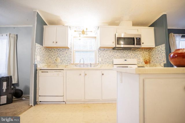 51 ELMER ST, Franklinville, NJ 08322