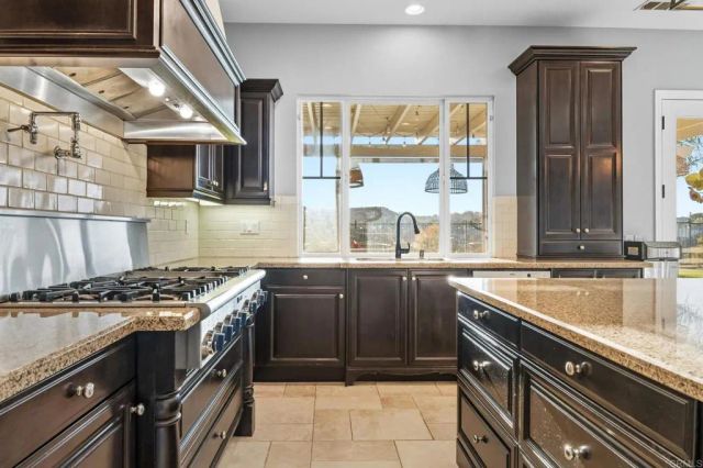 13303 Greenstone Court, San Diego, CA 92131