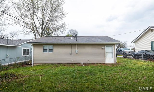 721 E 12th Street, Rolla, MO 65401
