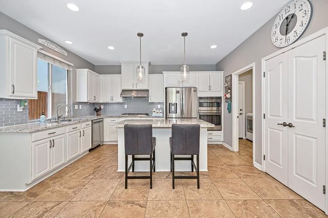 1685 Halverson Ct, Folsom, CA 95630