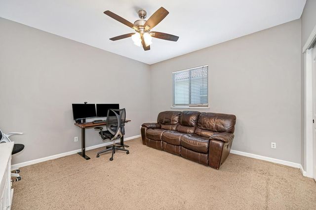 1685 Halverson Ct, Folsom, CA 95630