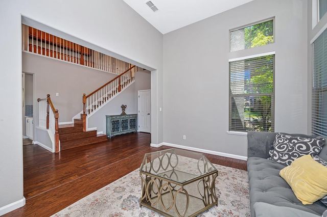 1685 Halverson Ct, Folsom, CA 95630
