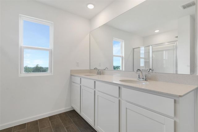 1272 DAISY HILL AVENUE, Dundee, FL 33838