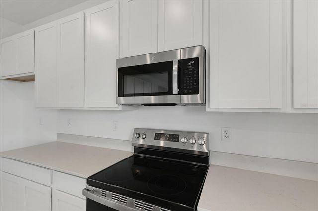 1272 DAISY HILL AVENUE, Dundee, FL 33838