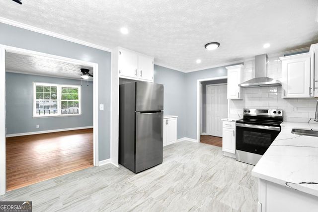 46 Stone Wood Lane, Lawrenceville, GA 30046