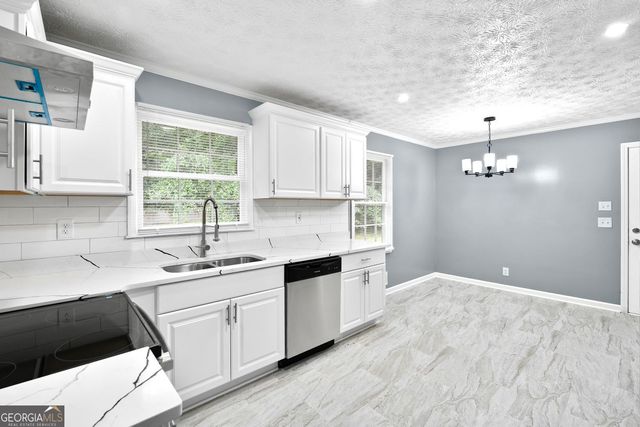 46 Stone Wood Lane, Lawrenceville, GA 30046
