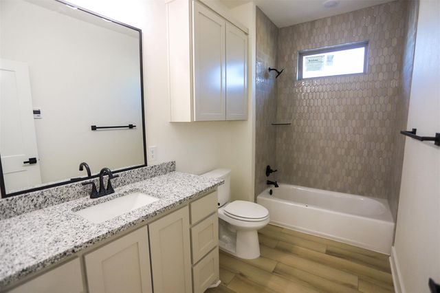 1814 Dorian DR, Salado, TX 76571