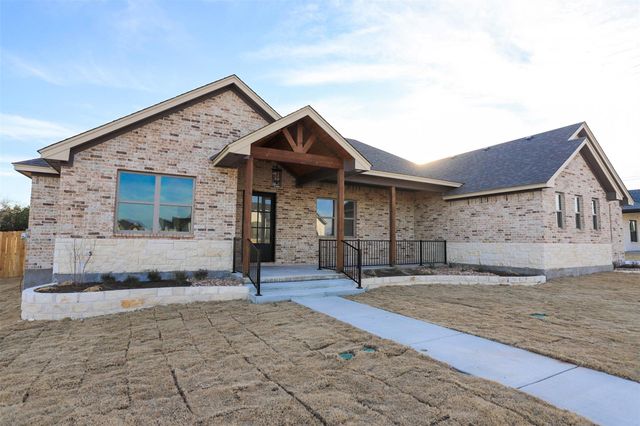 1814 Dorian DR, Salado, TX 76571