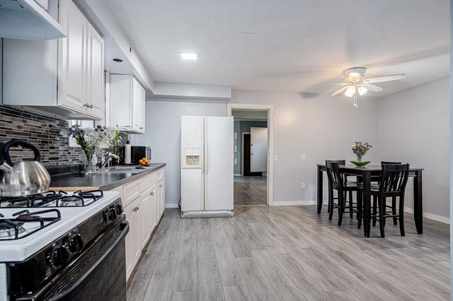 1040 Madison Avenue SE, Grand Rapids, MI 49507