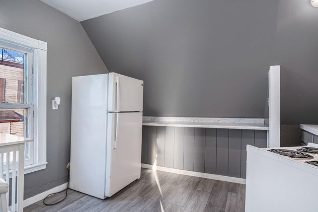 1040 Madison Avenue SE, Grand Rapids, MI 49507