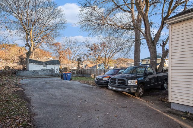 1040 Madison Avenue SE, Grand Rapids, MI 49507