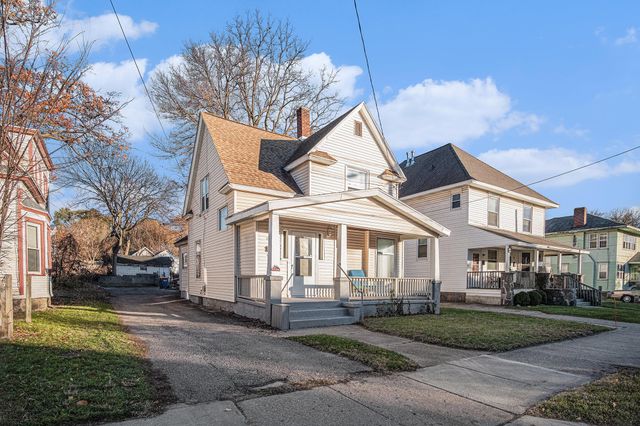 1040 Madison Avenue SE, Grand Rapids, MI 49507