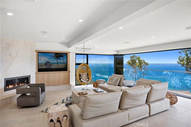2629 Victoria Drive, Laguna Beach, CA 92651