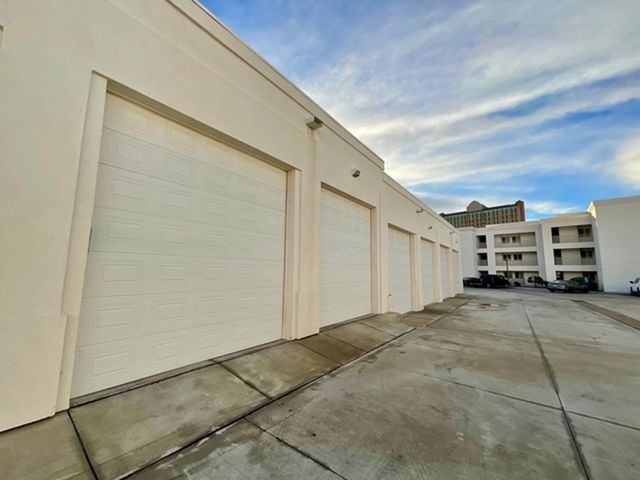 211 Moser Avenue 203, Bullhead City, AZ 86429