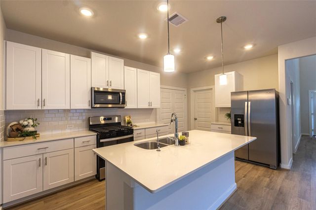 18672 Presswood Way, New Caney, TX 77357
