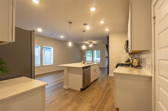 18672 Presswood Way, New Caney, TX 77357
