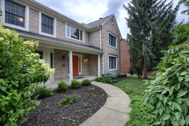 9846 Catalpa Woods Court, Blue Ash, OH 45242