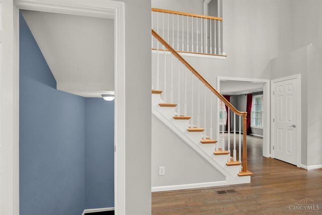 9846 Catalpa Woods Court, Blue Ash, OH 45242