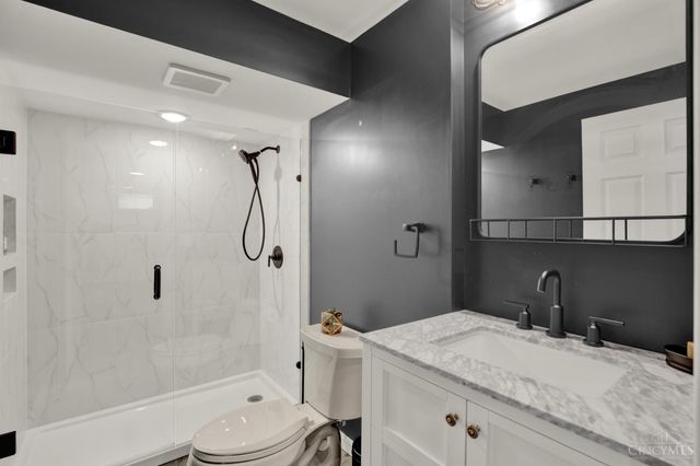9846 Catalpa Woods Court, Blue Ash, OH 45242
