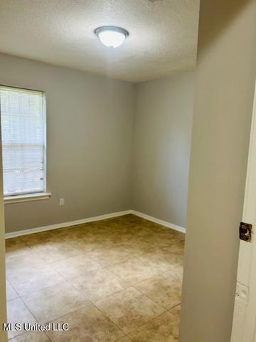 270 Myer Avenue, Jackson, MS 39209