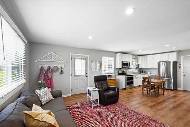 11102 Drake Street NW, Coon Rapids, MN 55433