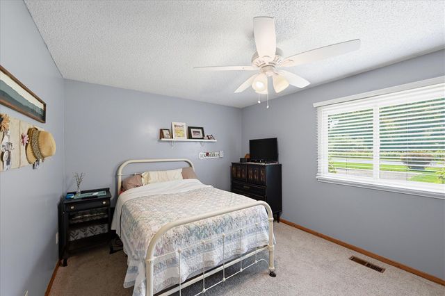 11102 Drake Street NW, Coon Rapids, MN 55433